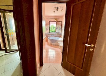 Hall / corridoio - Villa Via Giacinto Menotti Serrati
 
5, Vittoria - foto 18