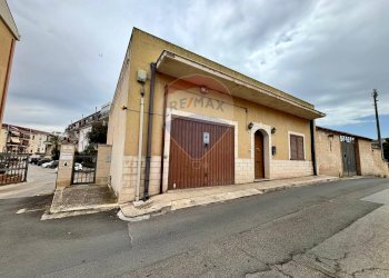 Casa all\'aperto - Villa Via Giacinto Menotti Serrati
 
5, Vittoria - foto 30