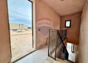 Scale - Villa Via Giacinto Menotti Serrati
 
5, Vittoria - foto 31