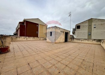 Terrazza - Villa Via Giacinto Menotti Serrati
 
5, Vittoria - foto 40