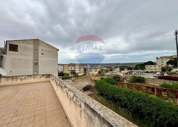 Terrazza - Villa Via Giacinto Menotti Serrati
 
5, Vittoria - foto 41