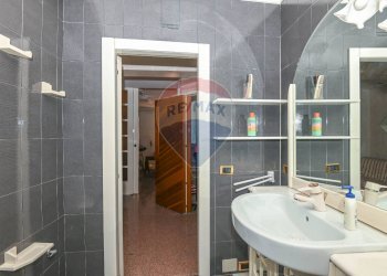 Bagno - Appartamento Via Venezia
 
6, Comiso - foto 17