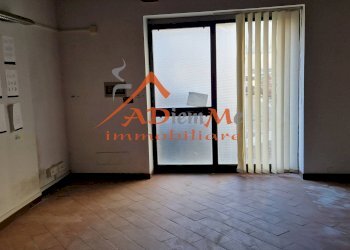 Foto 9 - Commercial Premises Lungarno Gambacorti, Pisa - photo 8