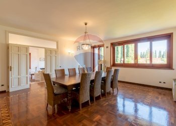 Sala da pranzo - Villa Via Tommaso Natale
 
93/B, Palermo - foto 12