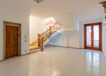 Stanza vuota - Villa Via Tommaso Natale
 
93/B, Palermo - foto 23