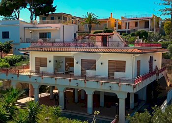 Casa all\'aperto - Villa Viale John Fitzgerald Kennedy
 
10, Casteldaccia - foto 1