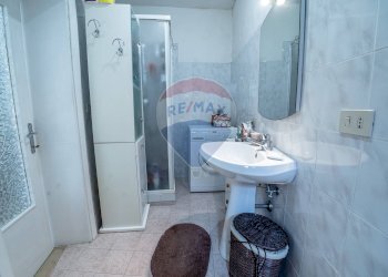 Bagno - Trilocale via Santarelli
 
30, Chieti - foto 16
