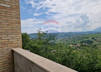 Balcone - Villa Contrada Colle Marcone, Bucchianico - photo 16