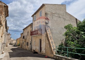 Edificio all\'aperto - Casa indipendente Via San Vito
 
27, Colledimacine - foto 1