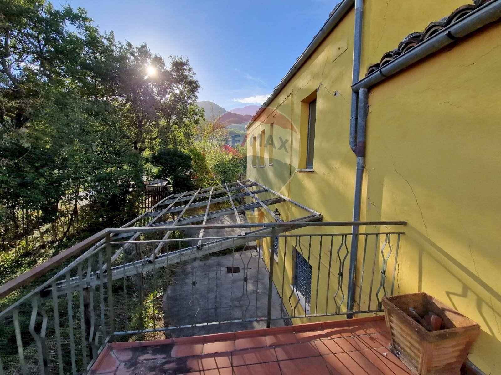 Balcone - Casa semi indipendente Contrada Campo Mirabello
 
23, Montebello di Bertona - foto 2