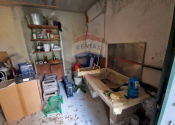 Dispensa di stoccaggio - Casa semi indipendente Contrada Campo Mirabello
 
23, Montebello di Bertona - foto 18