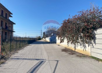 Edificio all\'aperto - Terreno edificabile via Vomano, Chieti - foto 8