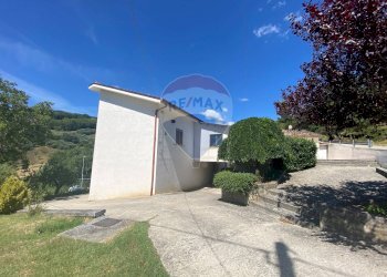 Casa all\'aperto - Casa indipendente C.Da Colle Vertieri
 
15, Brittoli - foto 9