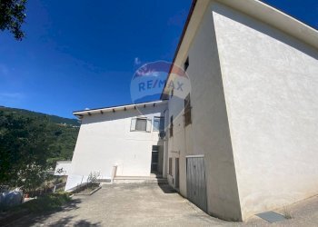 Edificio all\'aperto - Casa indipendente C.Da Colle Vertieri
 
15, Brittoli - foto 15