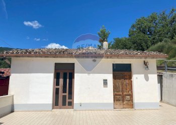 Casa all\'aperto - Casa indipendente C.Da Colle Vertieri
 
15, Brittoli - foto 43