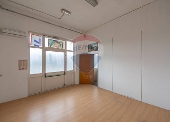 Stanza vuota - Capannone Via della bonifica
 
25, Cepagatti - foto 6