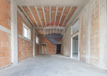 Parcheggio - Capannone Via della bonifica
 
25, Cepagatti - foto 7