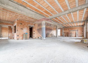 Parcheggio - Capannone Via della bonifica
 
25, Cepagatti - foto 9