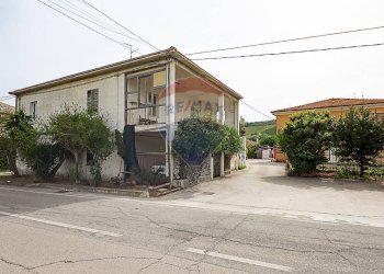 Casa all\'aperto - Independent house c.da Piane San Pantaleone
175, Miglianico - photo 1