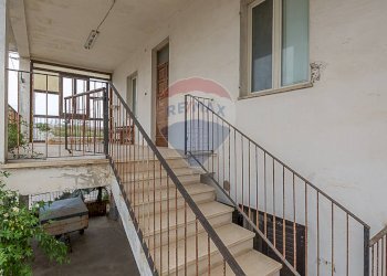 Scale - Independent house c.da Piane San Pantaleone
175, Miglianico - photo 16