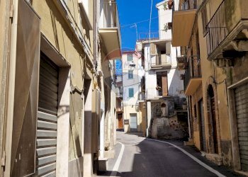 Edificio all\'aperto - Casa semi indipendente Via Garibaldi
 
9, Casoli - foto 3