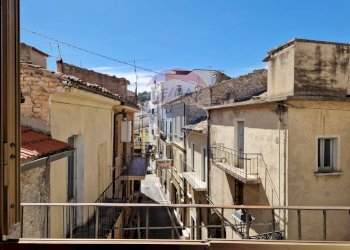 Edificio all\'aperto - Casa semi indipendente Via Garibaldi
 
9, Casoli - foto 4