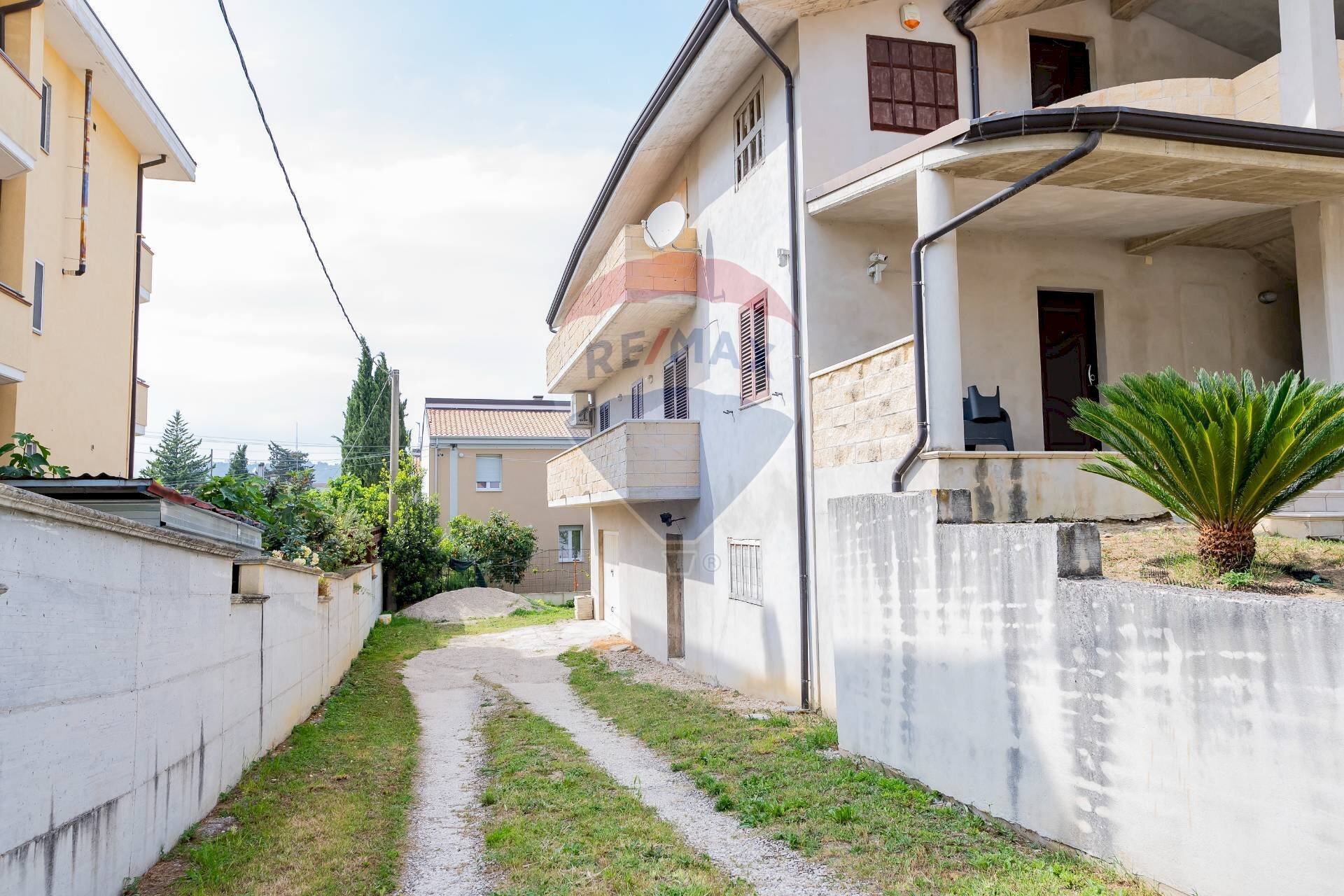 Casa all\'aperto - Semi-detached house Via Don Luigi Sturzo
 
16, Manoppello - photo 3