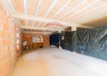 Parcheggio - Casa semi indipendente Via Don Luigi Sturzo
 
16, Manoppello - foto 11