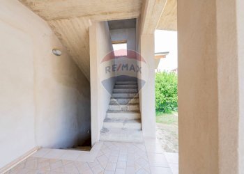 Scale - Casa semi indipendente Via Don Luigi Sturzo
 
16, Manoppello - foto 16