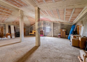 Parcheggio - Casa semi indipendente Via Don Luigi Sturzo
 
16, Manoppello - foto 30