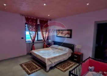 Camera / camera da letto - Villa Contrada Pietra Rossa
 
36/A, Villa Celiera - foto 14