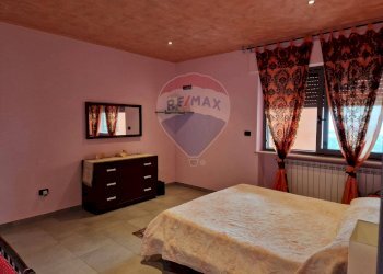 Camera / camera da letto - Villa Contrada Pietra Rossa
 
36/A, Villa Celiera - foto 15