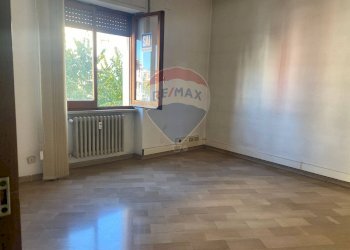 Stanza vuota - Appartamento viale Europa
 
43, Chieti - foto 20