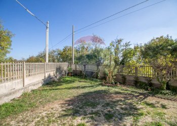 Giardino - Appartamento Via Bocca di Valle
 
131, Guardiagrele - foto 4