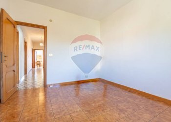 Stanza vuota - Appartamento Via Bocca di Valle
 
131, Guardiagrele - foto 13