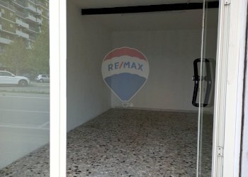 Stanza vuota - Locale Commerciale via Amiterno
114, Chieti - foto 2