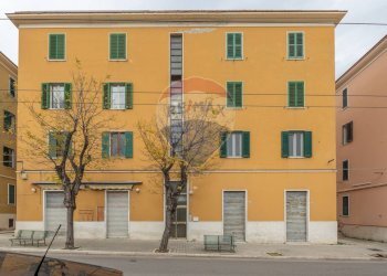 Edificio all\'aperto - Quadrilocale Via Padre Alessandro Valignani
 
149, Chieti - foto 13