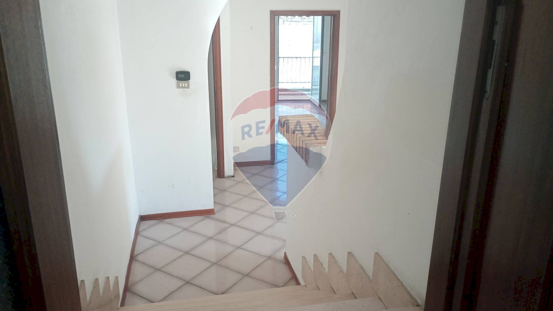 Hall / corridoio - Three-room apartment via Fontana Vecchia
 
10, Cepagatti - photo 3