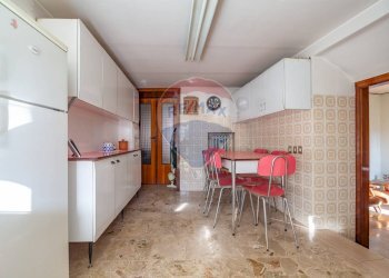 Cucina - Semi-detached house Via Dante Alighieri
 
11, Alanno - photo 16