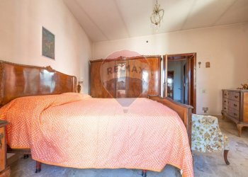 Camera / camera da letto - Semi-detached house Via Dante Alighieri
 
11, Alanno - photo 19