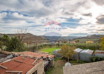 Vista delle montagne - Independent house Contrada Foreste
18, Miglianico - photo 19