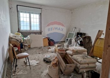 Soggiorno - Villa Via S. Anatolio
 
4, Cugnoli - foto 13