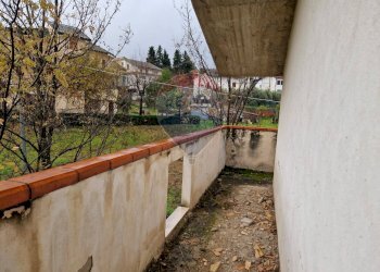 Terrazza - Villa Via S. Anatolio
 
4, Cugnoli - foto 23