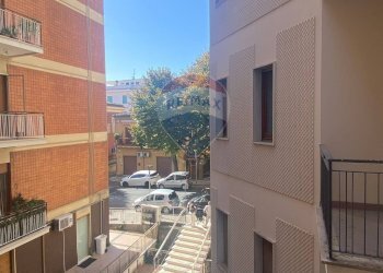 Edificio all\'aperto - Ufficio viale Europa
 
43, Chieti - foto 8