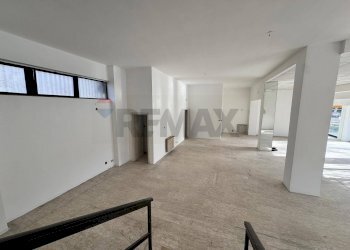 Stanza vuota - Ufficio Via Alcide De Gasperi
 
10, Pescara - foto 11