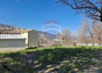 Vista delle montagne - Casa semi indipendente Località 7 dolori
 
3, Guardiagrele - foto 5