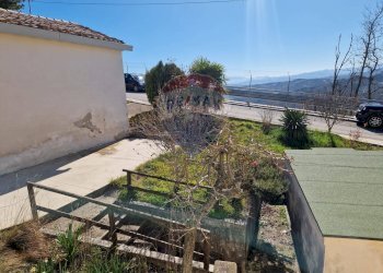 Terrazza - Casa semi indipendente Località 7 dolori
 
3, Guardiagrele - foto 27