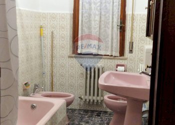 Bagno - Quadrilocale Via Cappuccini
 
111, Loreto Aprutino - foto 14