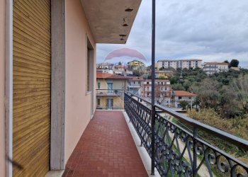 Balcone - Quadrilocale Via Cappuccini
 
111, Loreto Aprutino - foto 17