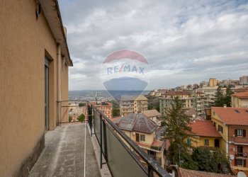 Balcone - Quadrilocale Via Madonna Degli Angeli
 
167, Chieti - foto 16